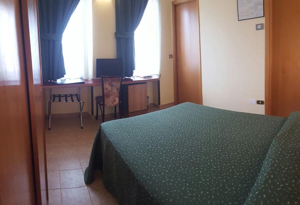 Nuovo Albergo キエーティ エクステリア 写真