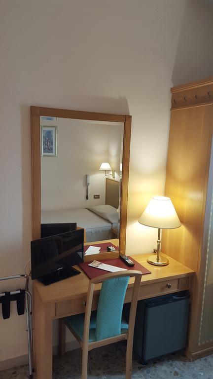 Nuovo Albergo キエーティ エクステリア 写真