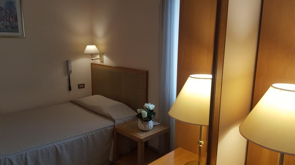 Nuovo Albergo キエーティ エクステリア 写真